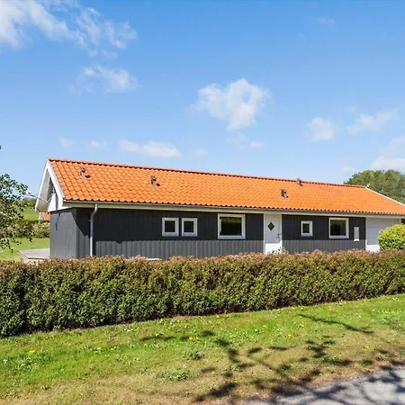 בית נופש Fy130-middelfart-stjernevej-117 *